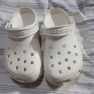 White Crocs size 7